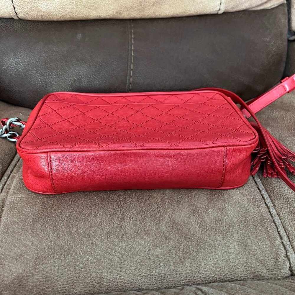 Tory Burch Fleming Distressed Leather Chain Camera Red Crossbody Bag - Picture 5 of 9